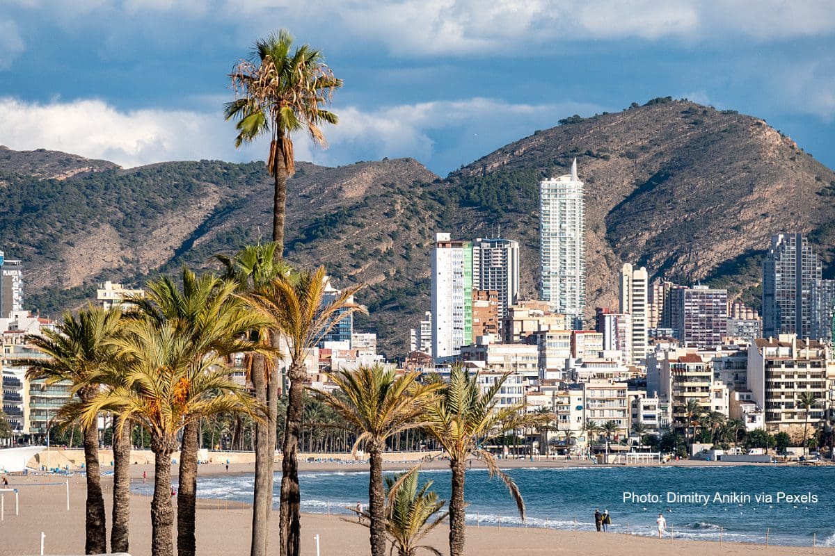 Terrific news: Benidorm is getting back to pre-pandemic tourism levels