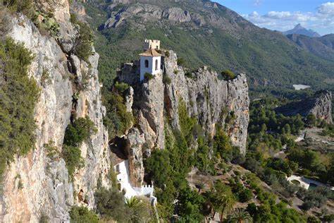 guadalest is a perfect day trip