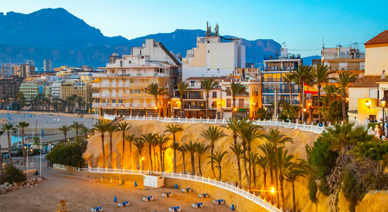 The Ultimate Guide to Hotels in Old Town Benidorm: Find Your Perfect Stay