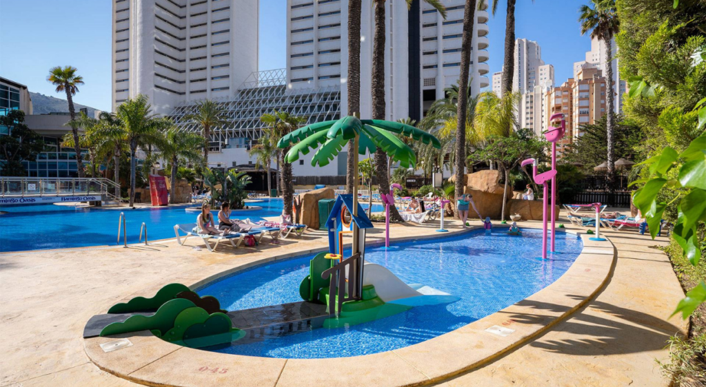 Medplaya Falmingo oasis all inclusive family holiday benidorm